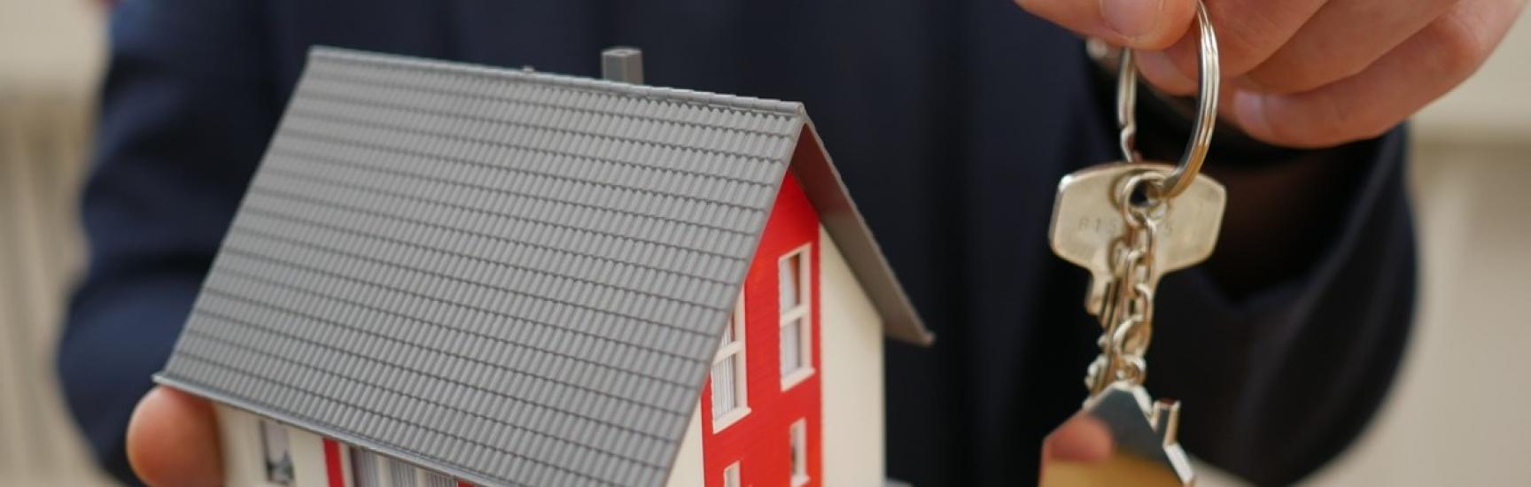 Tenant Rights When Landlord Is Selling a House Surex