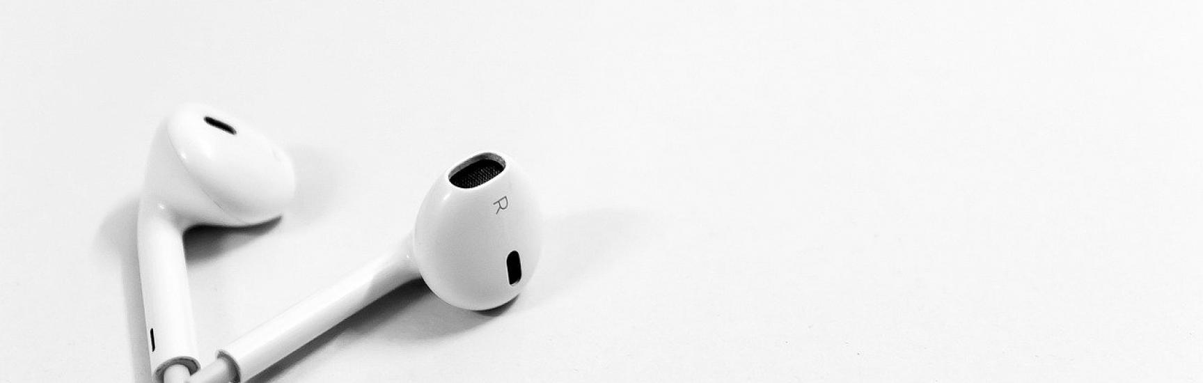 Is It Illegal to Wear Headphones while Driving Surex